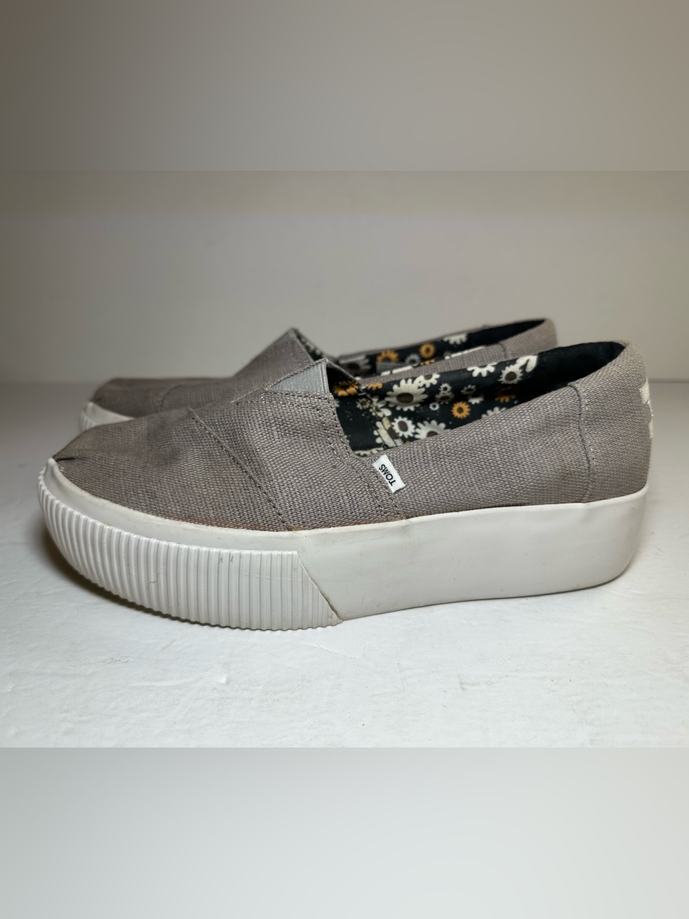 Toms Womens Grey Alpargata Boardwalk Platform Canvas Slip On Sneakers Shoes Sz 5